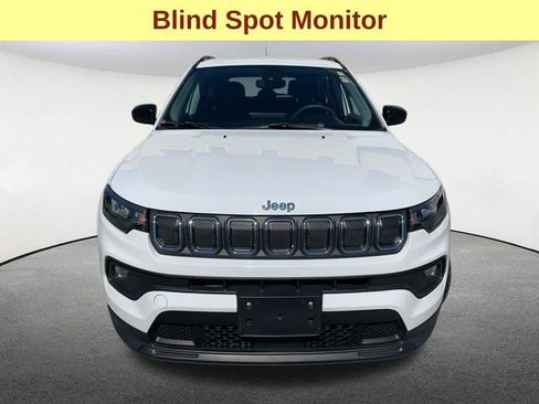 Used 2022 Jeep Compass Latitude image 4