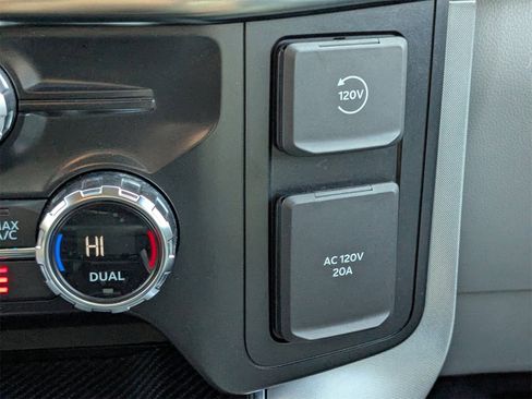 Used 2021 Ford F150 Limited image 25