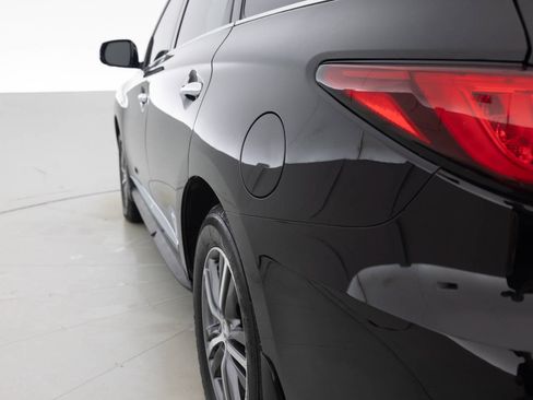 Used 2019 INFINITI QX60 Luxe w/ Essential Package AWD/4WD image 13