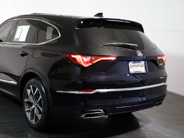 Certified 2024 Acura MDX w/ Technology Package AWD/4WD image 11