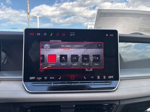 New 2026 Volkswagen Tiguan SE AWD/4WD image 28
