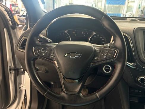 Used 2024 Chevrolet Equinox RS FWD image 17