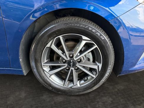 Used 2023 Kia Forte LXS w/ LXS Technology Package FWD image 34