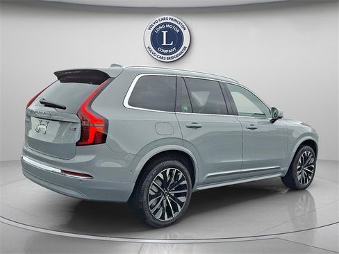 New 2026 Volvo XC90 B6 Ultra image 4