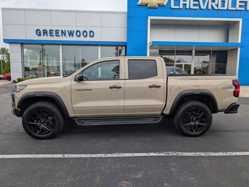 Used 2023 Chevrolet Colorado Trail Boss w/ LPO, Skid Plate Package AWD/4WD image 2