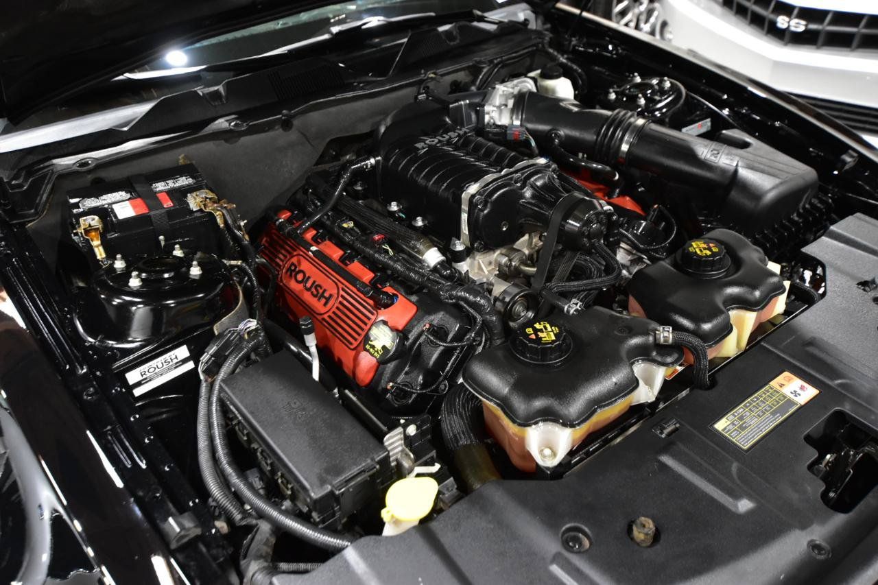 Used 2013 Ford Mustang GT Premium w/ GT Track Pkg RWD image 41