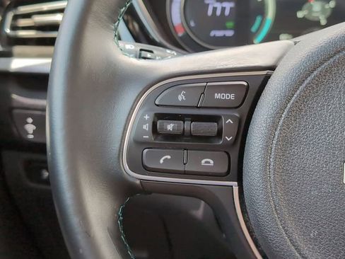 Used 2022 Kia Niro EX Premium FWD image 25