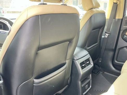 Used 2020 Ford Edge SEL image 30