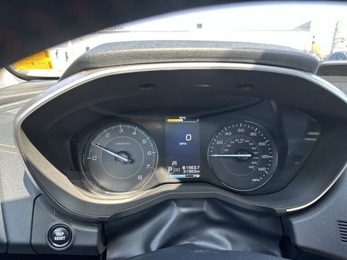 Used 2023 Subaru Crosstrek 2.0i Premium image 12