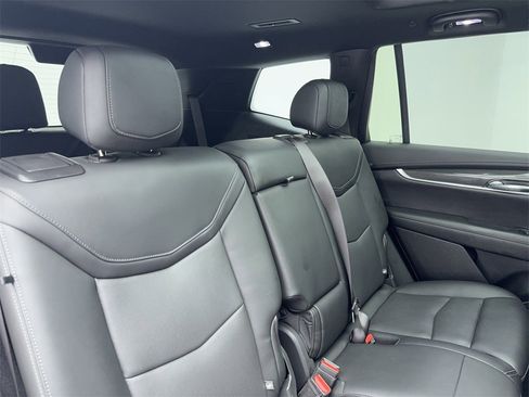 Used 2024 Cadillac XT6 Sport image 51