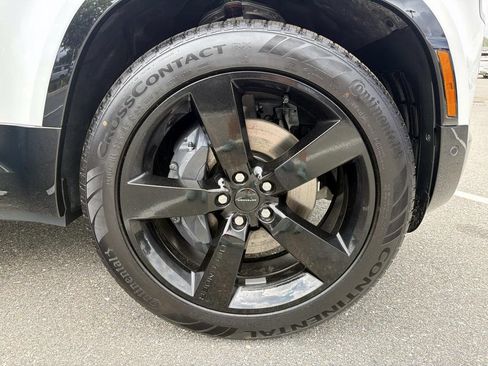 New 2026 Land Rover Defender 110 X-Dynamic SE AWD/4WD image 9