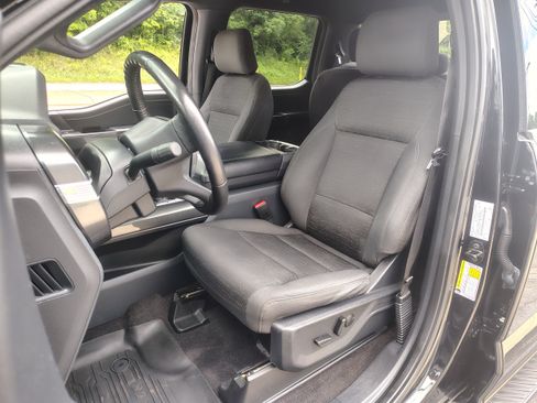 Used 2022 Ford F150 XLT w/ Equipment Group 302A High AWD/4WD image 17