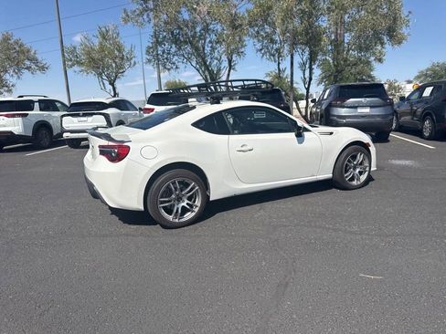 Used 2017 Subaru BRZ Premium RWD image 8