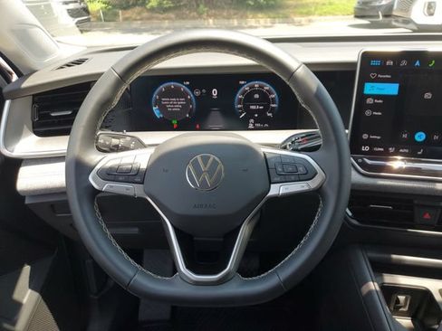 Certified 2025 Volkswagen Tiguan S AWD/4WD image 27