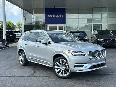 Certified 2024 Volvo XC90 B6 Ultimate AWD/4WD image 2