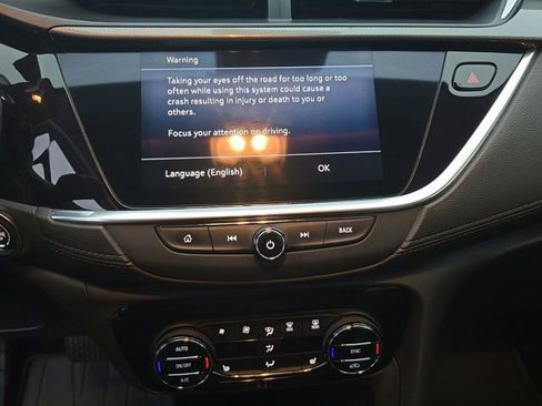 Used 2020 Buick Encore GX Select image 19