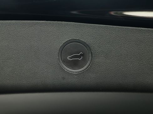 Used 2023 Tesla Model 3 Standard Range RWD image 30