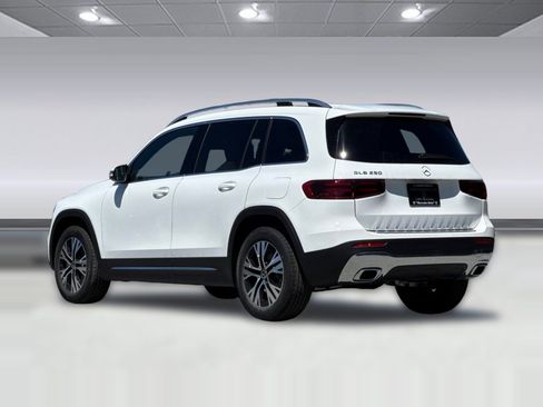 New 2026 Mercedes-Benz GLB 250 image 3