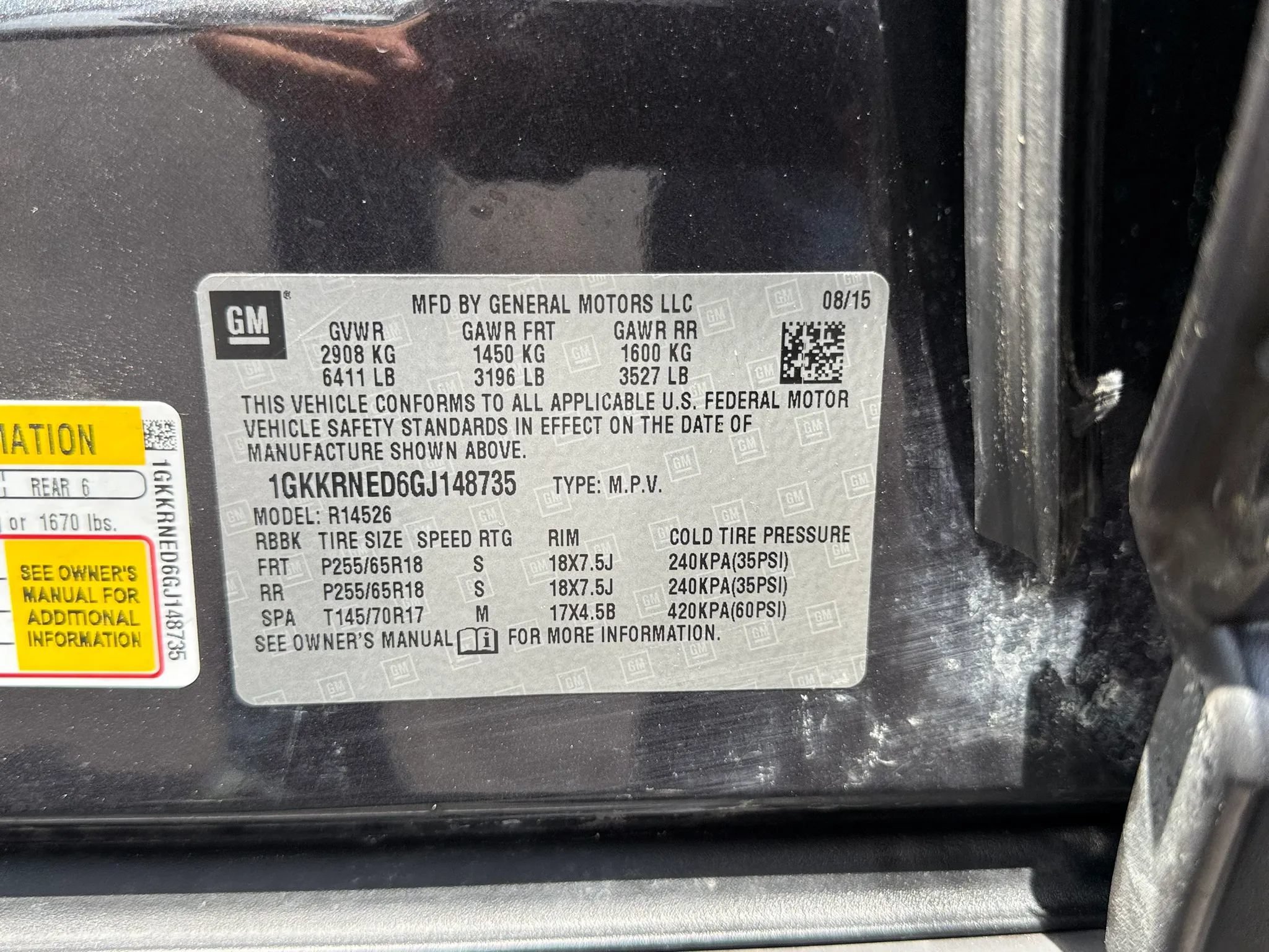 Used 2016 GMC Acadia SLE FWD image 36