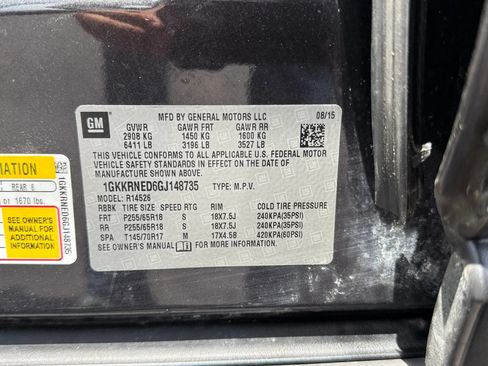 Used 2016 GMC Acadia SLE FWD image 36