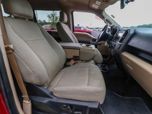Used 2016 Ford F150 XLT w/ Equipment Group 302A Luxury AWD/4WD image 19