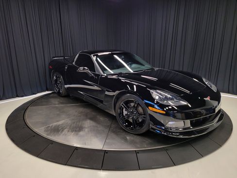 Used 2007 Chevrolet Corvette Coupe image 14