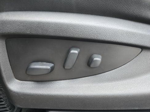 Used 2018 Chevrolet Silverado 1500 LTZ w/ Sport Package image 12