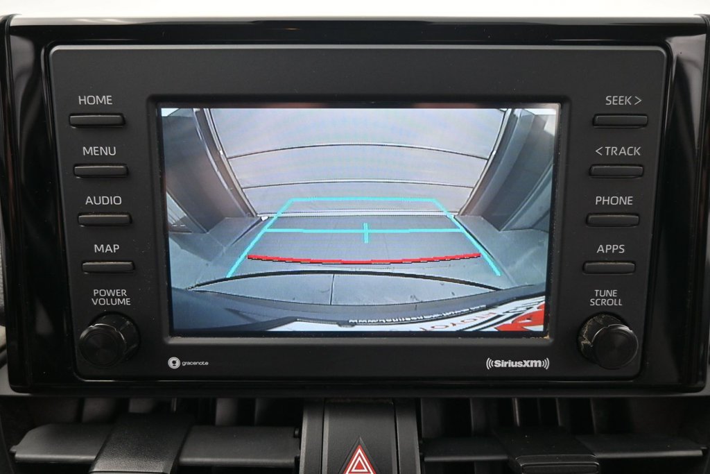 Used 2021 Toyota RAV4 XLE AWD/4WD image 18