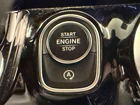 Used 2024 Mercedes-Benz GLA 250 4MATIC image 30