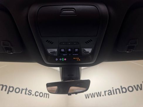 Used 2024 Buick Enclave Essence w/ Experience Buick Package image 19