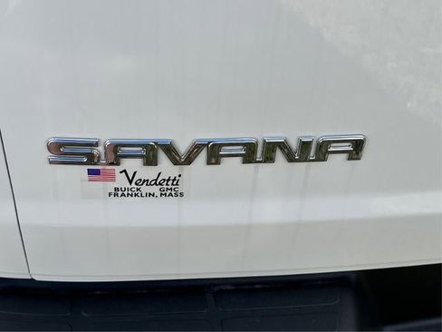 New 2025 GMC Savana 3500 Extended w/ Driver Convenience Package image 10