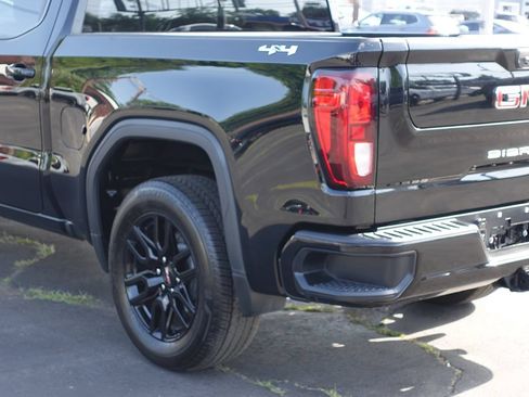 Used 2024 GMC Sierra 1500 Elevation AWD/4WD image 10