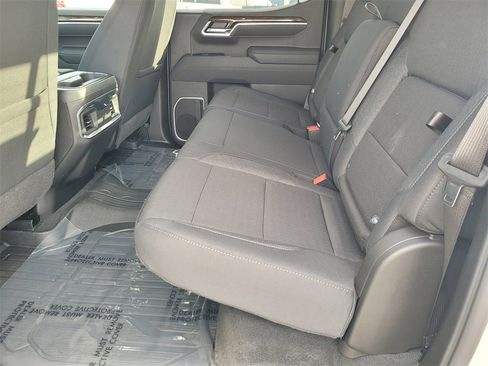 New 2026 GMC Sierra 1500 Elevation image 8