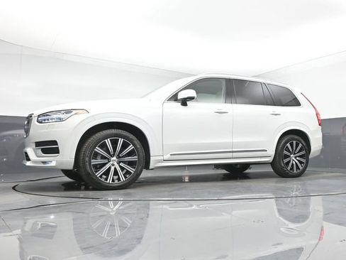 Used 2024 Volvo XC90 B5 Core w/ Protection Package Premier AWD/4WD image 13