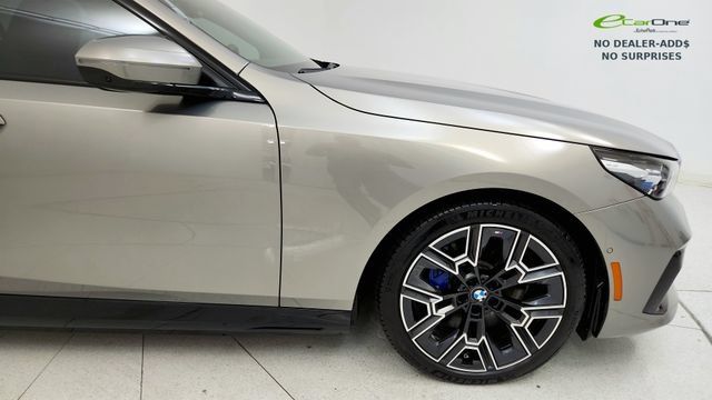 Used 2026 BMW i5 eDrive40 w/ M Sport Package RWD image 21