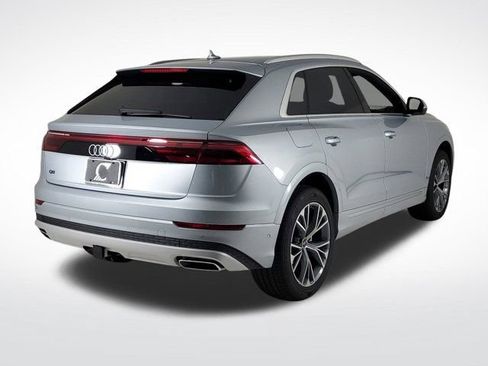 Used 2025 Audi Q8 Premium w/ Convenience Package AWD/4WD image 5