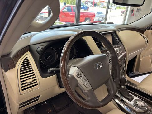 Used 2017 INFINITI QX80 2WD w/ Driver Assistance Package image 14