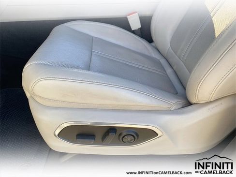 Used 2023 Jeep Wagoneer L Series II image 21