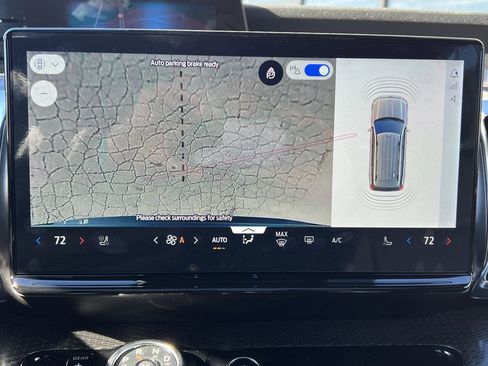 New 2025 Ford Expedition Platinum w/ Stealth Appearance Package image 32