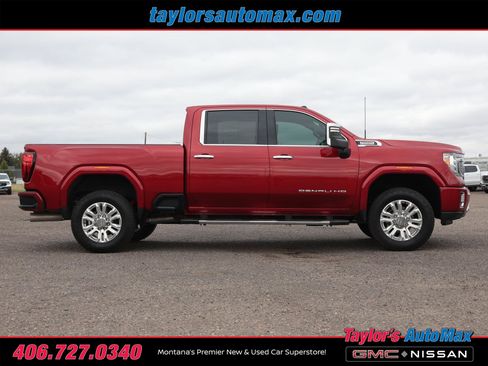Used 2023 GMC Sierra 3500 Denali w/ Denali Ultimate Package AWD/4WD image 3