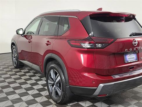 Used 2024 Nissan Rogue SL w/ SL Premium Package AWD/4WD image 6