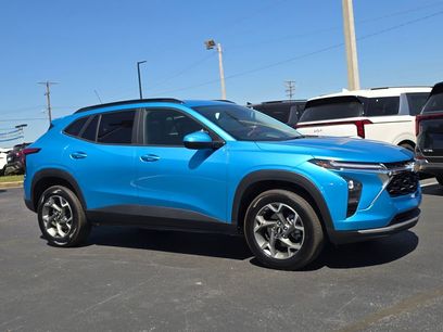 Used 2025 Chevrolet Trax LT