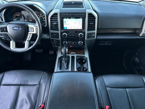 Used 2018 Ford F150 Lariat w/ Equipment Group 502A Luxury image 13