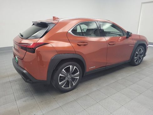 Used 2019 Lexus UX 250h w/ Premium Package image 10