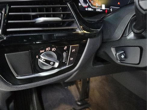 Used 2023 BMW 540i xDrive image 16