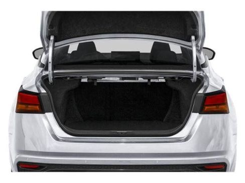Used 2025 Nissan Altima 2.5 SR FWD image 13