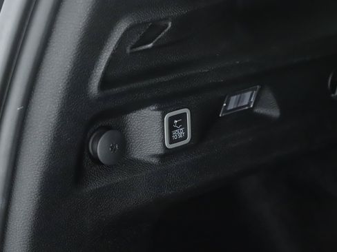 Certified 2022 Jeep Grand Cherokee L Limited AWD/4WD image 19