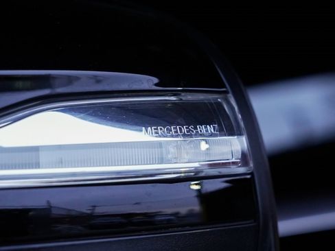 Used 2024 Mercedes-Benz GLS 63 AMG 4MATIC image 23