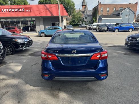 Used 2017 Nissan Sentra SV image 5