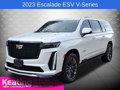 Used 2023 Cadillac Escalade ESV V image 2